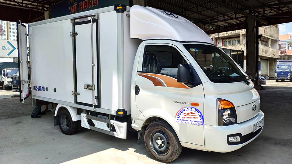 hyundai h150 thùng bảo ôn 1.4 tấn